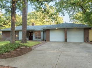 404 Baylor Dr, Arlington, TX 76010