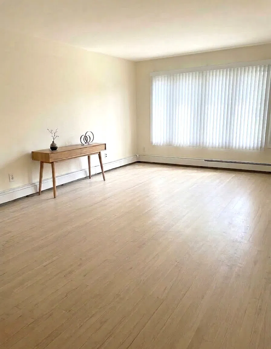 4 bed, 3.5 bath, $4,500 — Photo 2