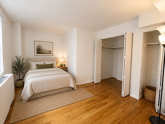 4th image of 333 E 95th St #1F