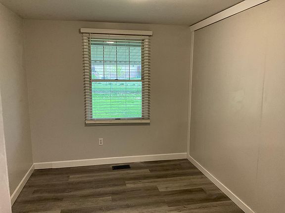 4th image of 4261 Meadowsweet Dr
