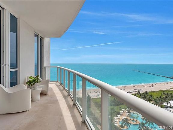 5th image of 50 S Pointe Dr #190203