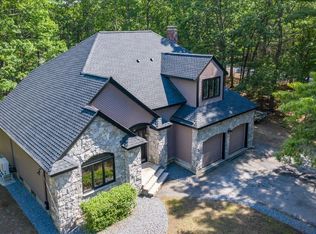 1 Colby Ln, Pelham, NH 03076