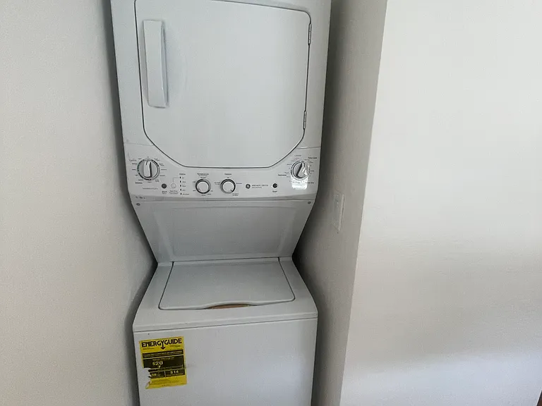 washer dryer in unit
