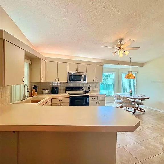 5647 Dalton Ct — Photo 4