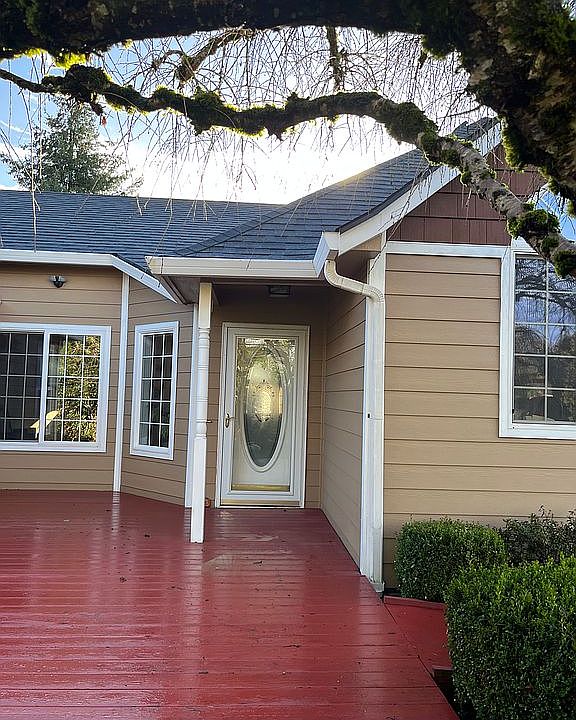 1st image of 225 Northridge Ct N