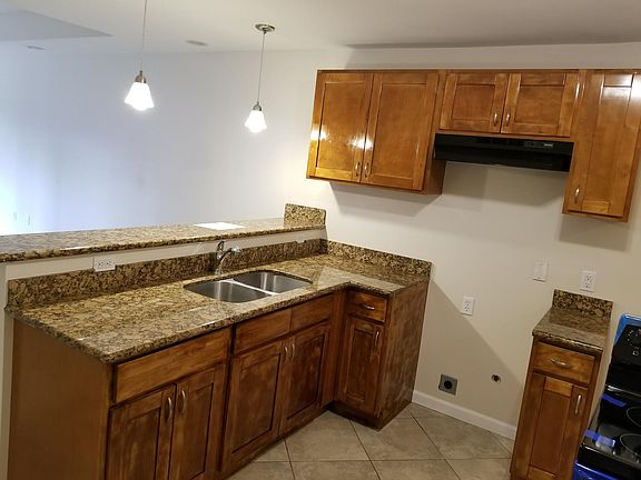 5th image of 3837 Bruxelles St