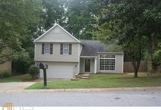1st image of 1881 Surrey Hill Cir