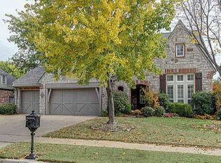 209 S Redwood Pl, Broken Arrow, OK 74012
