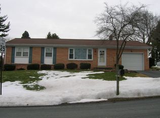 1665 Valley Forge Rd, Lancaster, PA 17603