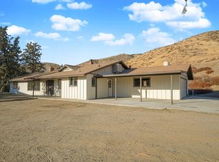 8756 Cache St, Leona Valley, CA