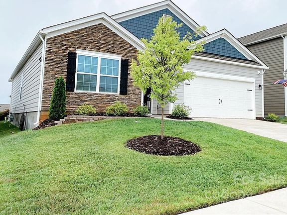 2nd image of 134 Gray Willow St #309