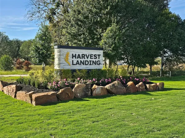 944 Tillman Ln, East Bernard, TX 77435