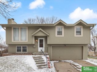13925 Greenfield Rd, Omaha, NE 68138