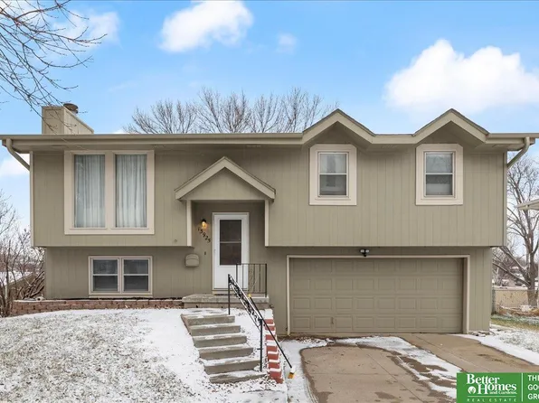 13925 Greenfield Rd, Omaha, NE 68138