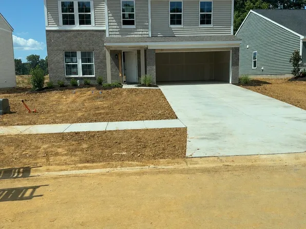 108 Hearthstone Ln, Radcliff, KY 40160