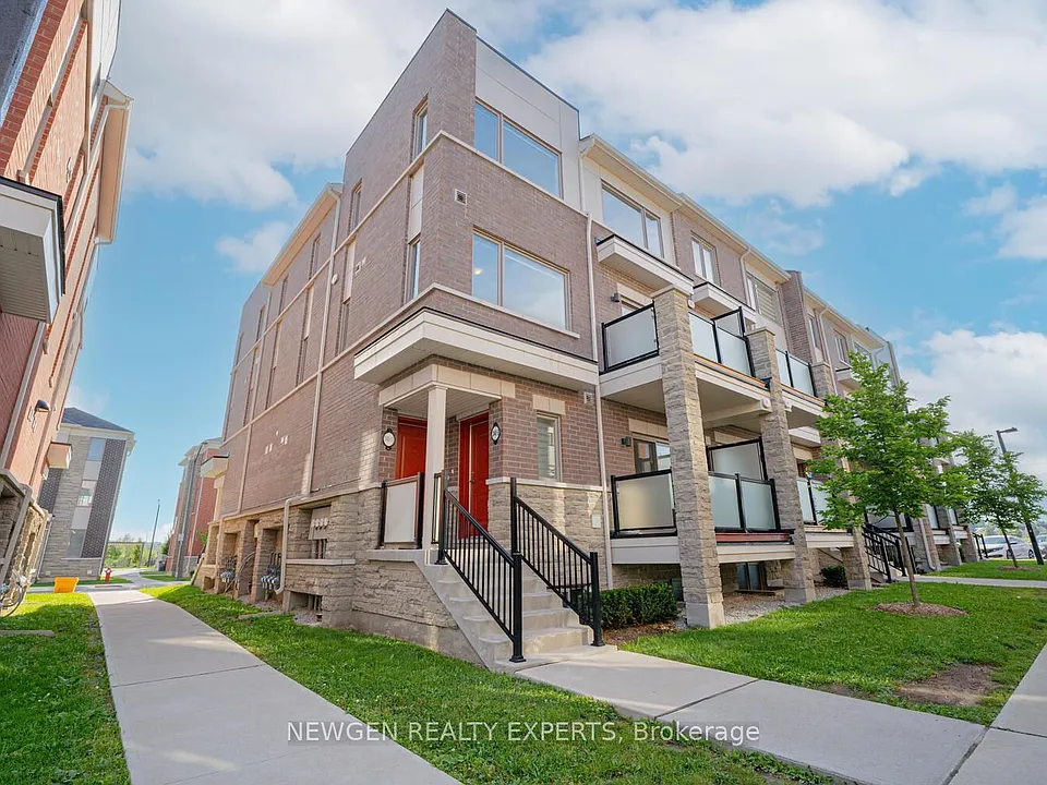 240 Lagerfeld Dr #13