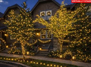 619 SW Foresta Ter, Portland, OR 97225