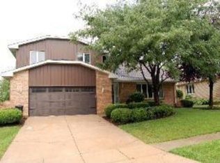 770 Tomaszewski St, Lemont, IL 60439