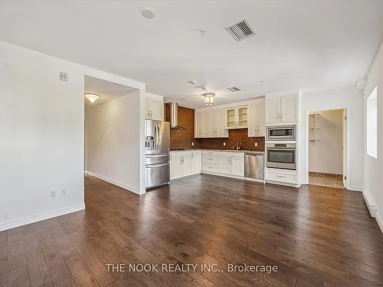 38 Walton St #308 — Photo 21