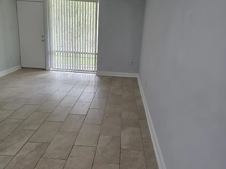 570 Wilson Bridge Dr #OXON HILL — Photo 5