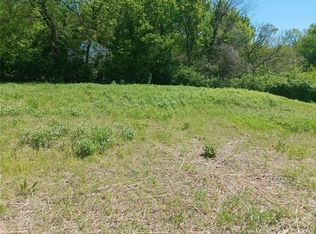 10779 Booth Ave, Saint Louis, MO 63114