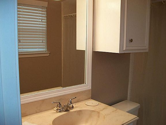 5th image of 7306 Woodoak Dr