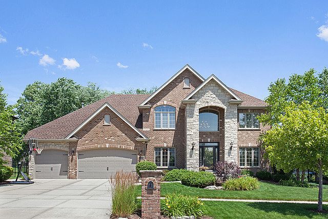 1st image of 12626 Waterford Dr