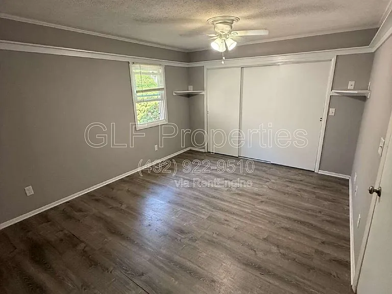 420 Russell Ave — Photo 4