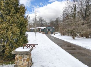 3435 Stimson Rd, Barberton, OH 44203