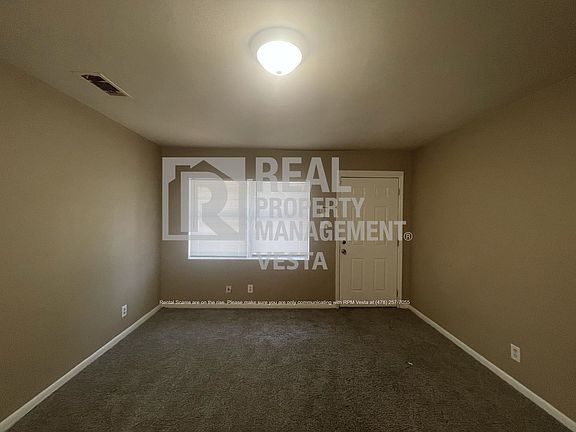 2nd image of 4402 Ashland Dr