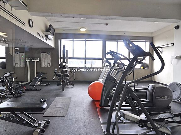 12 Stoneholm St. Boston - Fenway Building Photo 6