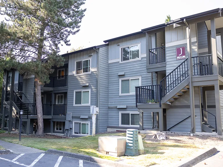11106 NE 125th Ln #J333 — Photo 42