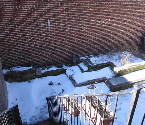 Rented by Corcoran | media 21