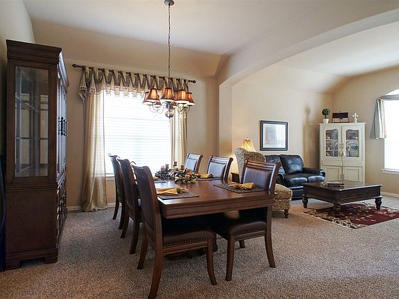 5th image of 2617 Wilderness Dr
