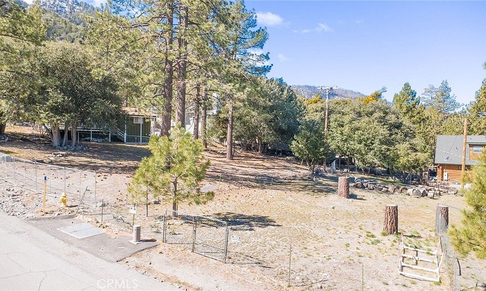 1st image of 5370 Desert View Dr #23