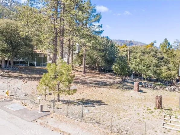 5370 Desert View Dr #23, Wrightwood, CA 92397
