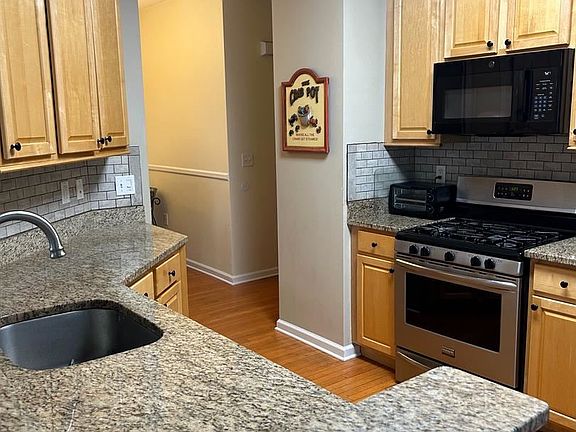3rd image of 23 Bryce Ln