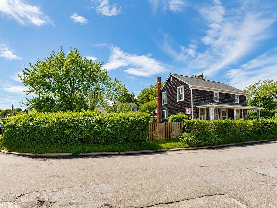1st image of 25 Meadow St
