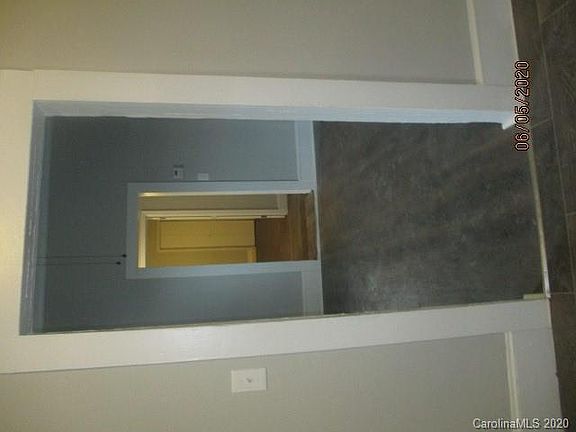 5th image of 1704 Haynes Ave
