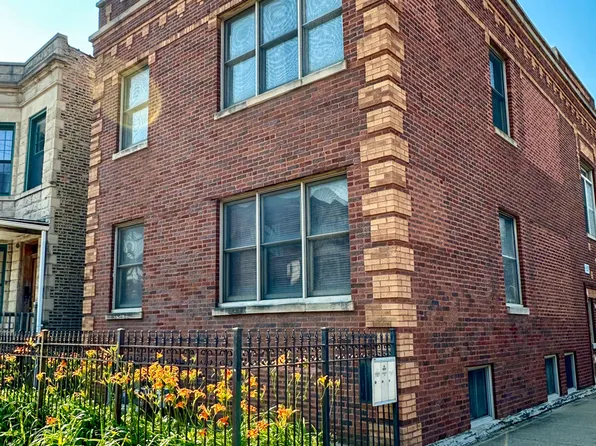 2751 N Campbell Ave #2, Chicago, IL 60647