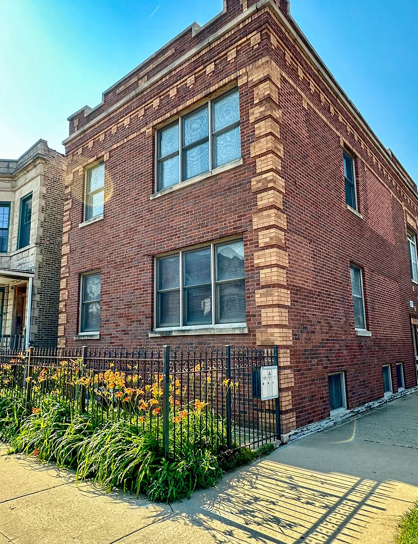 2751 N Campbell Ave #2 photo 1