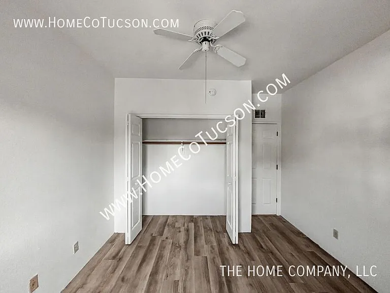 5750 N Camino Esplendora #109 — Photo 15