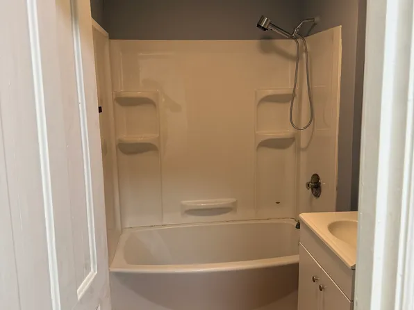 37 Bracewell Ave #35, North Adams, MA 01247