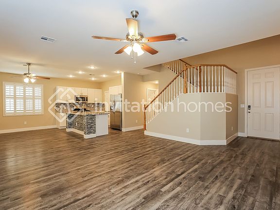 3rd image of 5928 Sunrise Creek St