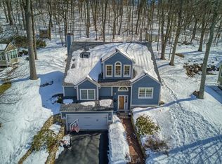 116 Hickory Hill Rd, North Andover, MA 01845
