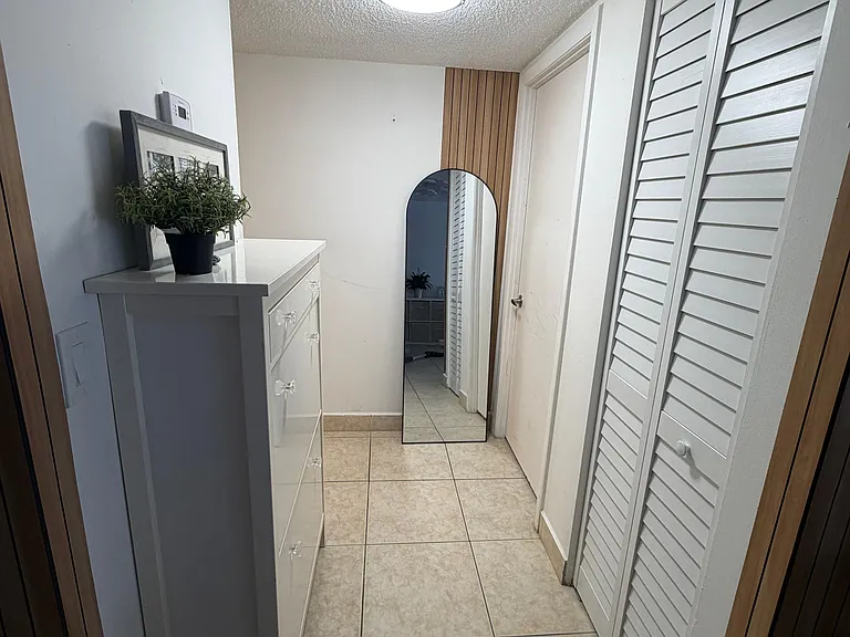 200 Leslie Dr #427 — Photo 5