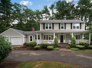 16 Edgewater Dr, Pembroke, MA 02359