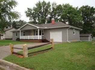 513 N Freeborn St, Marion, KS 66861