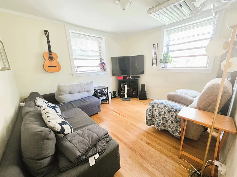 1600 W Fargo Ave #G — Photo 6