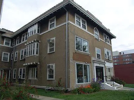 3 bed, 1.0 bath, $3,900 — Photo 1